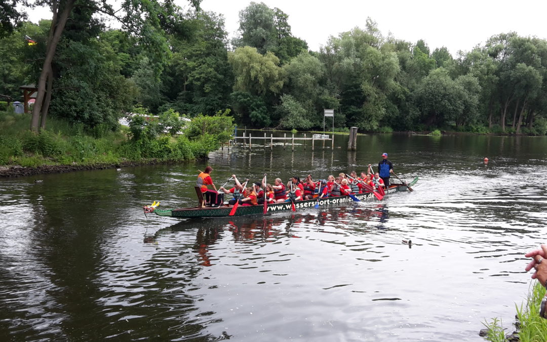 Alle in ei­nem Boot