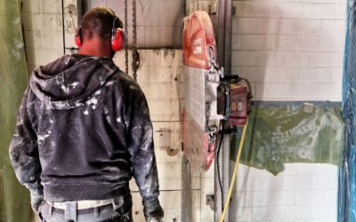 Hier wer­den jetzt Leu­te vor die Tür gesetzt